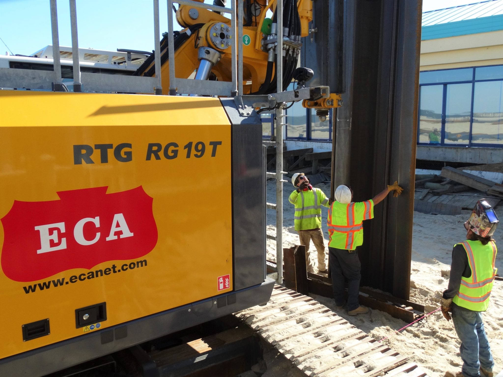 Burke Keeps First Pile Driving Project Straight with RTG Piling Rig ...